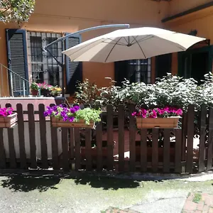 Casa Fiorita Bed & Breakfast