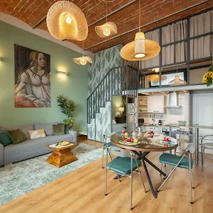 Metropolitan Loft: Center Base With Local Charm Apartment Florence